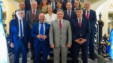 Photo of El gobernador Llaryora se reunió con embajadores de la Unión Europea