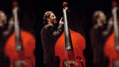 Photo of Sebastián Salomón brilla en «El Contrabajo» de Patrick Süskind