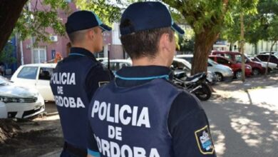 Photo of Córdoba: recuperan tres autos robados, estacionados en una playa