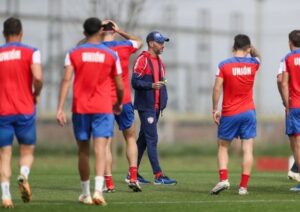 Photo of El Kily tendría definido el once para el choque clave ante Newell’s