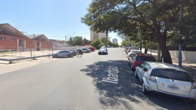 Photo of Córdoba: un hombre murió en la calle y su perro defiende su cuerpo