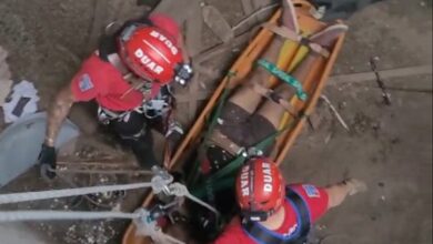 Photo of Rescataron a un adolescente que cayó del techo de la excárcel San Martín