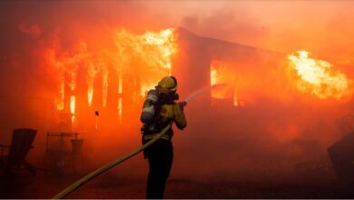 Photo of Arde Los Ángeles: tres incendios arrasan viviendas y ya produjeron 30 mil evacuados