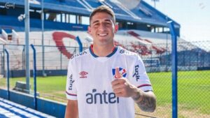 Photo of Central va a la carga por un extremo que viene de jugar en Uruguay