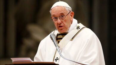 Photo of En medio de su crítico estado, el Papa Francisco pasó «una noche tranquila»