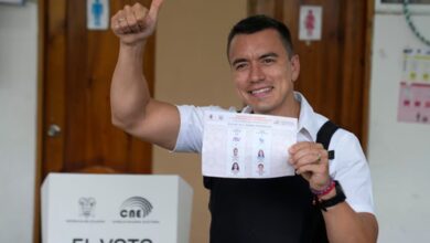 Photo of Elecciones en Ecuador: Novoa busca su primer mandato completo