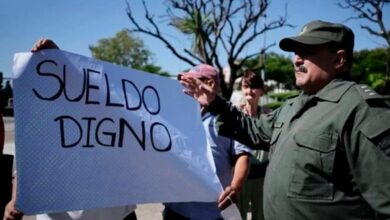 Photo of En medio de protesta salarial de gendarmes, Bullrich les prometió «un Procrear»