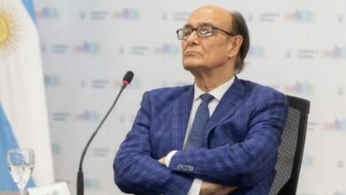 Photo of El juez Vaca Narvaja explicó que detuvo a Oscar González por «entorpecimiento de la causa»