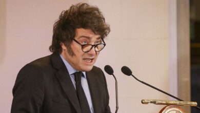 Photo of Milei promocionó una «cripto»: se disparó, se desplomó y se despegó