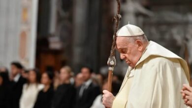 Photo of El papa Francisco padece neumonía bilateral y su estado es «complejo»