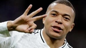 Photo of Con los tres goles, Mbappé igualó un récord de Messi