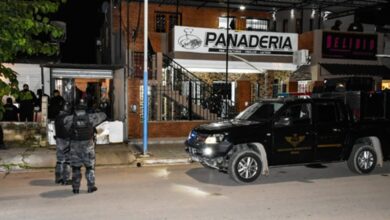 Photo of Desbaratan una banda narco en Córdoba tras una veintena de allanamientos