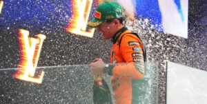 Photo of Formula 1: victoria de Norris y Doohan se golpeó en la primera vuelta