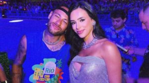 Photo of Neymar fue visto en el carnaval de Río y desató la polémica por una nueva lesión