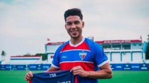 Photo of Pol Fernández se fue mal de Boca y ahora es criticado en Fortaleza