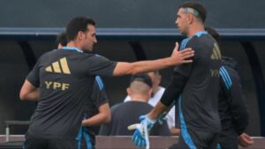 Photo of Scaloni respira tranquilo: Dibu Martínez se entrenó con normalidad