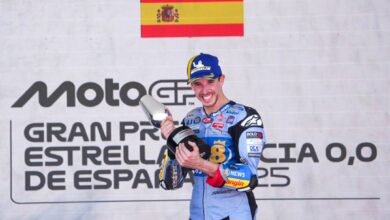 Photo of Alex Márquez aprovechó la caída de su hermano Marc, ganó en España y es líder del campeonato
