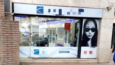Photo of Se la «tragó» el suelo: cayó al subsuelo cuando cedió el piso del local en que trabajaba
