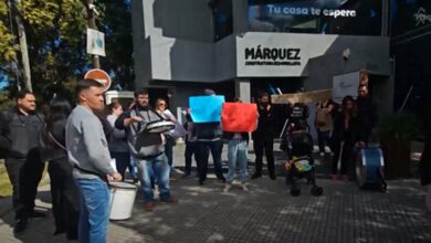 Photo of Crisis en Márquez y Asociados: los empleados reclaman por falta de pagos