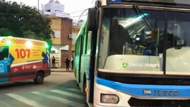 Photo of «Mi hija está viva de milagro», dijo la mamá de la joven atropellada por un trolebús