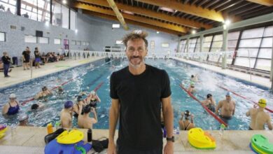 Photo of José Meolans brindó una clínica de natación para más 130 deportistas y entrenadores en Ushuaia