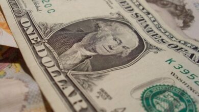 Photo of Dólar en picada: la mejor noticia para el gobierno y la peor para el campo y la industria