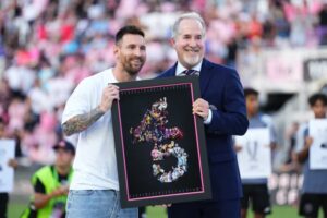 Photo of El dueño del Inter Miami dio detalles del futuro de Messi: “Esa fue una de las cosas que lo atrajo a nuestro proyecto”