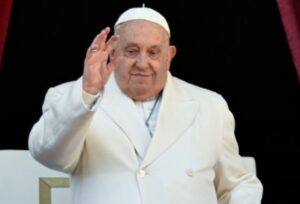 Photo of El Papa Francisco podría reaparecer en el Ángelus del domingo