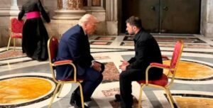Photo of Trump y Zelenski se reunieron cara a cara en el Vaticano