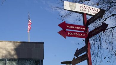 Photo of El Gobierno de Trump prohíbe a la Universidad de Harvard matricular a estudiantes extranjeros