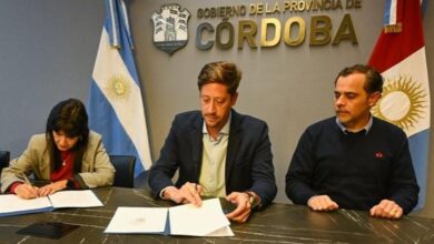 Photo of El Gobierno de Córdoba firmó el acuerdo salarial con la Unión de Personal Superior