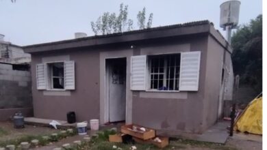 Photo of Ciudad de Córdoba: bomberos asistieron a un hombre tras el incendio de su vivienda