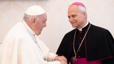 Photo of León XIV: ¿Quién es Robert Francis Prevost, el nuevo jefe de la Iglesia Católica?