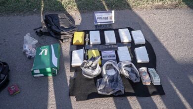 Photo of Circunvalación: descubrieron un auto que llevaba cocaína y 10 mil dólares