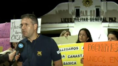 Photo of Liceo General Paz: docentes reclaman por sueldos de menos de $400 mil