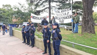 Photo of Conflicto en el Hospital Rawson: manifestantes denuncian «represión»