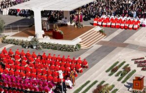 Photo of Comienza en el Vaticano el cónclave para elegir al sucesor del papa Francisco