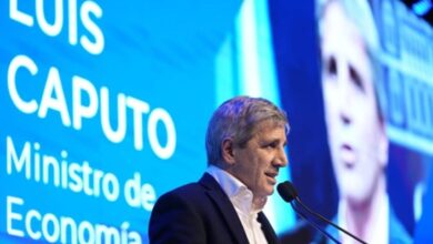 Photo of El gobierno anunciaría el jueves la habilitación del uso de dólares «del colchón»