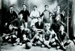 Photo of La historia de Colón: un club que empezó con un sueño de niños y que hoy cumple 120 años de vida