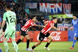 Photo of Mete miedo: Estudiantes goleó a la U de Chile y llega envalentado para jugar con Central