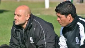Photo of De pelearla en la C a ser verdugos de River: la historia de Orsi y Gómez, la dupla que brilla en Platense