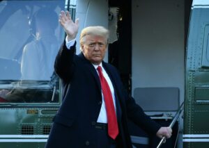 Photo of Donald Trump retrasa aranceles a Europa y los mercados reaccionan al alza
