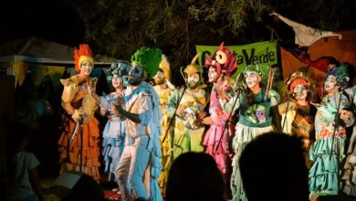 Photo of Estreno de «Murguerías»: la nueva propuesta de la Murga Contraflor al Resto