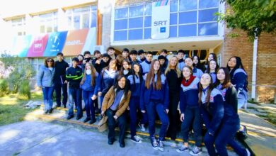 Photo of Un día en SRT Media: alumnos de Laguna Larga aprenden sobre medios de comunicación