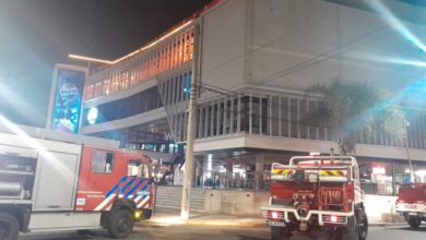 Photo of Incendio en el shopping de Carlos Paz: más de 50 personas fueron evacuadas
