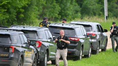 Photo of EE.UU: detienen a sospechoso de asesinar a la diputada demócrata y a su esposo en Minnesota