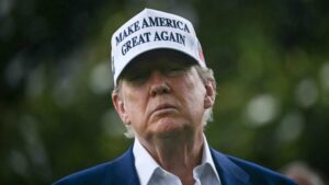 Photo of Trump no aclara si atacará Irán y advierte: “La próxima semana será importante”