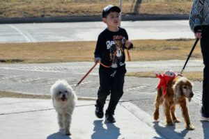 Photo of MÁS DE 120 MASCOTAS VACUNADAS EN LAS VARILLAS EN EL INICIO DE LA CAMPAÑA ANTIRRÁBICA