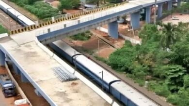 Photo of Despidieron a 7 ingenieros por un puente ferroviario con una insólita curva de 90 grados en India