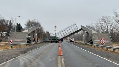 Photo of Corte en la Ruta Nacional 7 por una caída de un puente peatonal